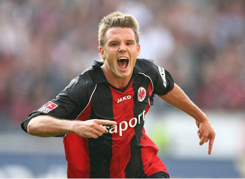 并与年轻球 并与年轻球